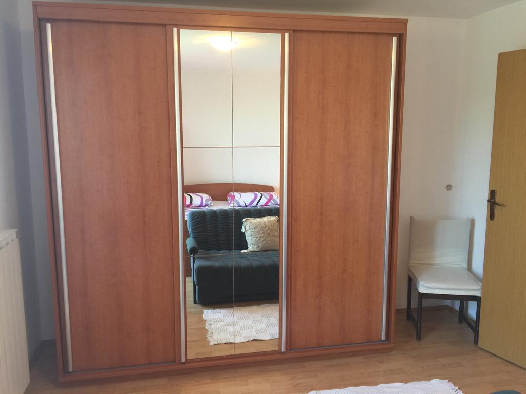 Zule Apartment Roč Eksteriør billede