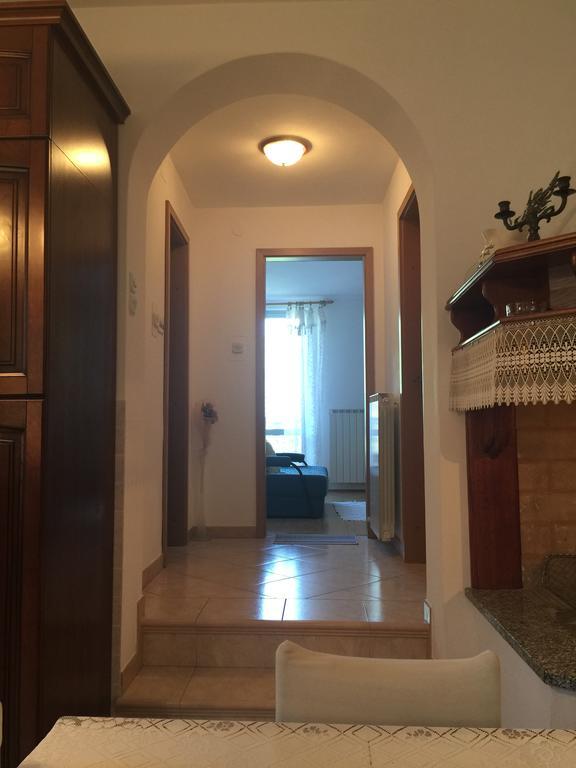 Zule Apartment Roč Eksteriør billede